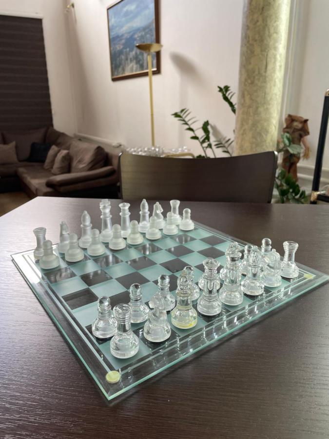 Guest House Luxotel ซเรนยานิน ภายนอก รูปภาพ